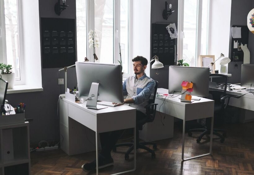 Booking a Private Cabin in Nehru Place